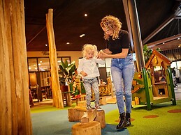 Villa With Garden in Holiday Park in Limburg