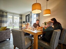 Villa With Garden in Holiday Park in Limburg