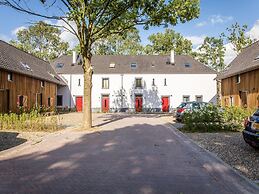 Lush Holiday Home 4km From Maastricht