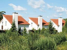 Cosy, Wooden, Comfortable Chalet in a Car-free Zone