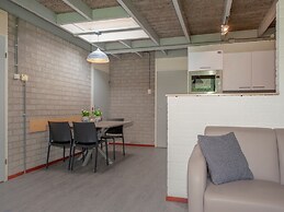 Restyled Bungalow with Dishwasher near Nature Reserve
