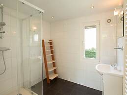 Comfortable Chalet With a Combi Microwave, in Green Twente