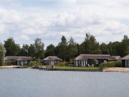 Comfortable Chalet With a Combi Microwave, in Green Twente