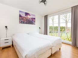 Comfortable Chalet With a Combi Microwave, in Green Twente
