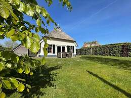 Country House with Terrace near Langweerder Wielen