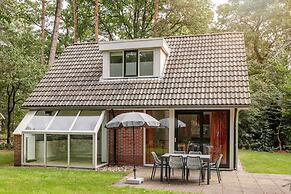 Detached Bungalow With Dishwasher, Next to a Nature Reserve