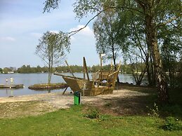 Comfortable Holiday Home in Hoge Hexel With Sauna