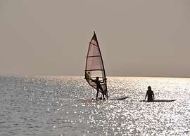 Lakeside Villa Near Sneekermeer