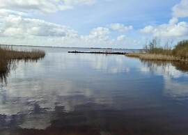 Lakeside Villa Near Sneekermeer