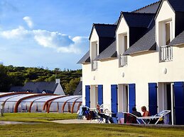 Brittany Beach Escape Garden