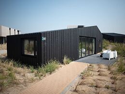Modified, Modern Lodge Near the Beach