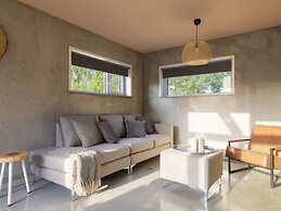 Luxurious Lodge With 3 Bathrooms, Only 200 m. From the Beach