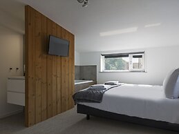 Luxurious Lodge With 3 Bathrooms, Only 200 m. From the Beach