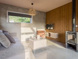 Luxurious Lodge With 3 Bathrooms, Only 200 m. From the Beach