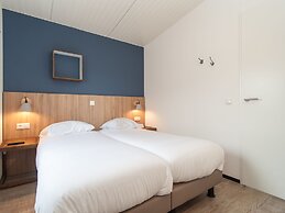 Comfy Lodge with Microwave Oven near Beach