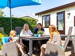 Neat Chalet With Microwave Near the Beach in Egmond