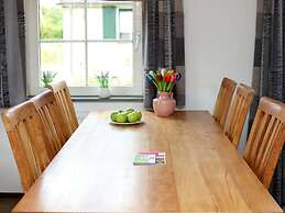 Restyled Country House With Dishwasher, on Texel Near the Sea