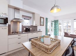 Detached Single Story Holiday Home Near the Sea