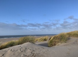 Detached Single Story Holiday Home Near the Sea