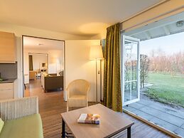 Luxurious Detached Villa With Washer, in De Maasduinen Area
