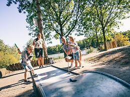 Restyled Bungalow with Dishwasher near Nature Reserve