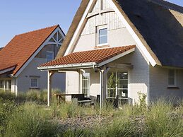 Luxurious Villa With Dishwasher, Only 500 m. From the sea