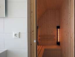 Luxurious Villa With Dishwasher, Only 500 m. From the sea