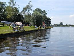 Colorful Chalet With Veranda, Located in Friesland