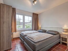 Restyled Villa with Washing Machine near River Moselle