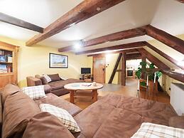 Historic Farmhouse in Hohnebostel with Garden near Lake