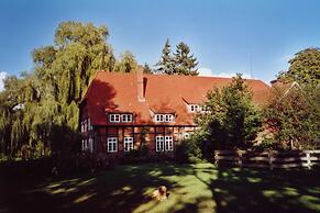 Historic Farmhouse in Hohnebostel with Garden near Lake