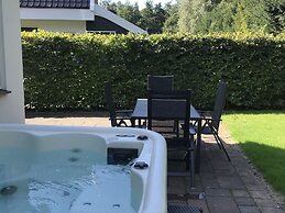 Luxury Holiday Home with Hot Tub at Dutch Coast