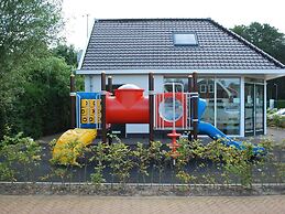 Luxury Holiday Home with Hot Tub at Dutch Coast