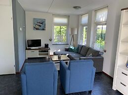 Luxury Holiday Home with Hot Tub at Dutch Coast