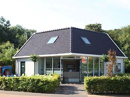 Luxury Holiday Home with Hot Tub at Dutch Coast