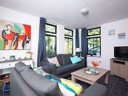 Nice Holiday Home with Dishwasher near Dunes