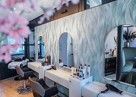 Comfortably Furnished Tent Lodge with Stove near Veluwe