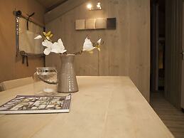 Comfortably Furnished Tent Lodge with Stove near Veluwe