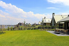 Villa Oesterdam Sleeps 10 Persons