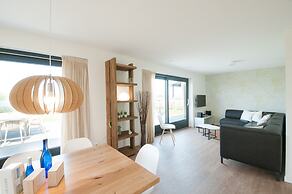 Villa Oesterdam Sleeps 10 Persons