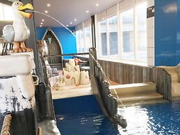 Modern Chalet With Dishwasher in Noordwijk Near the Sea