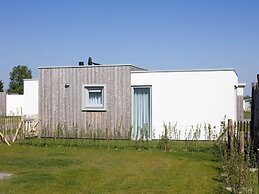 Modern Bungalow With Three Bathrooms, 500 m. From the Beach