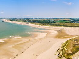 Luxurious Villa With Dishwasher, Only 500 m. From the sea