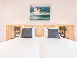 Luxurious Apartment With Dishwasher, 1 km. From the Beach