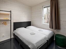 Modern Lodge With Combi-microwave Within Green Surroundings