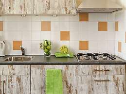 Detached Bungalow With a Dishwasher Near Leeuwarden