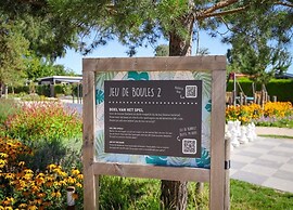 Atmospheric Chalet with Porch near Veluwe