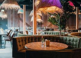 Atmospheric Chalet with Porch near Veluwe