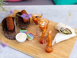 Comfortable Chalet sea at 3.5 km, in Egmond