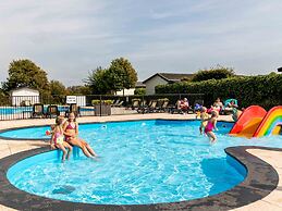 Comfortable Chalet sea at 3.5 km, in Egmond